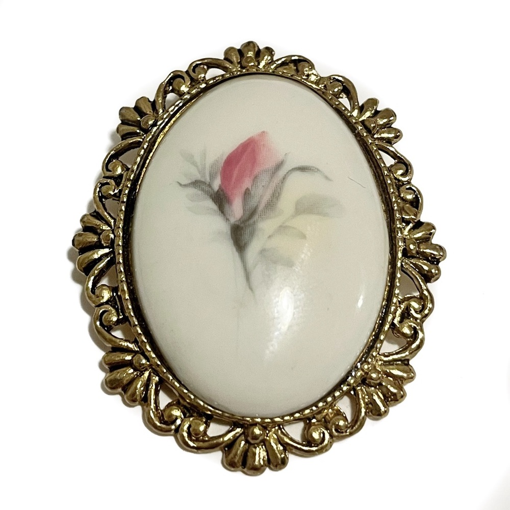 Vintage Donegal by Belleck Porcelain Gold Tone Flower Brooch